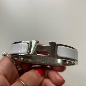 White and silver Hermes clic clac bracelet